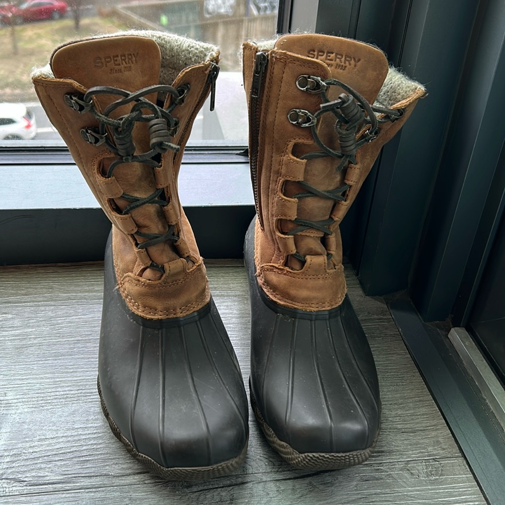 Sperry Women’s Duck Boots, 8.5